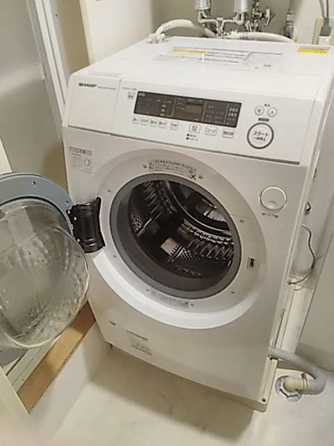 シャープ「ES-H10G-WL」ドラム式洗濯機・左開き・2029年11月まで保証（家電）の商品画像 - 査定依頼日：2025年2月14日 - 最高査定価格：40,000円