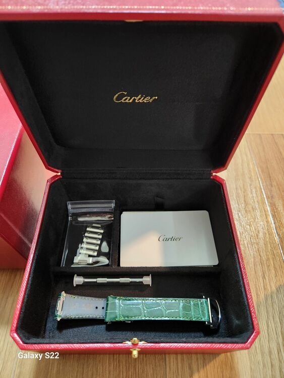 カルティエ サントス WSSA0061（高級時計）の商品画像 - 査定依頼日：2025年8月29日 - 最高査定価格：1,000,000円