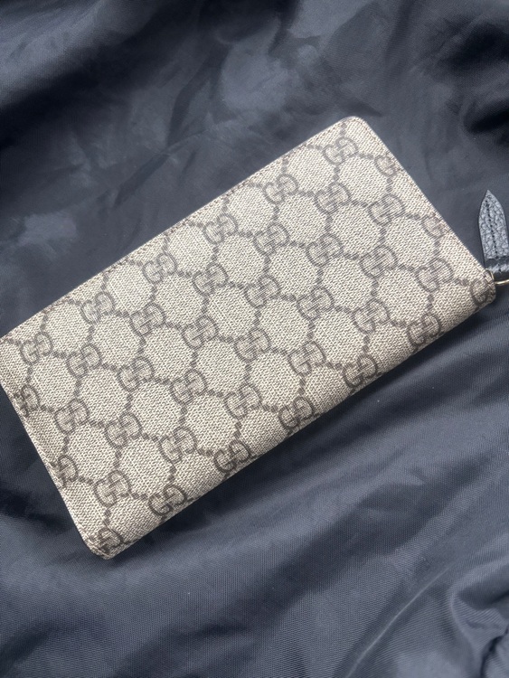 GUCCI GGマーモント ジップアラウンド ウォレット ブラック（ブランド財布・小物）の商品画像 - 査定依頼日：2025年11月7日 - 最高査定価格：25,000円