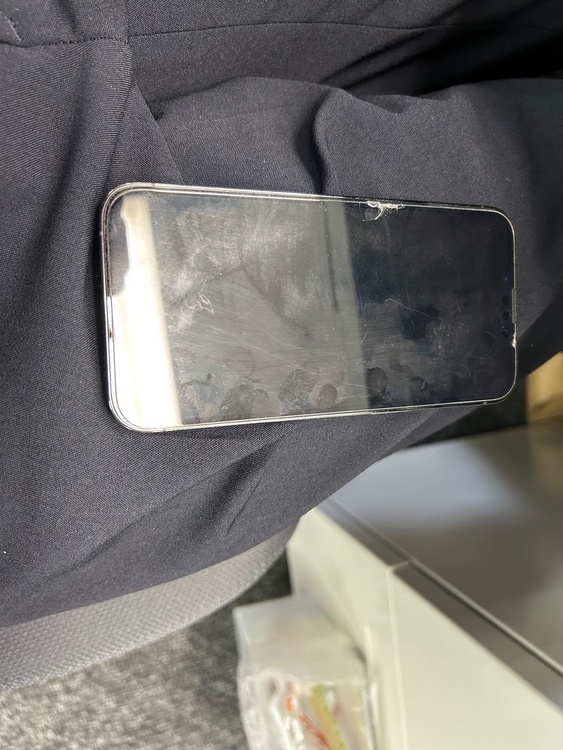 iPhone iPhone 13 Pro 128GB docomo（スマホ）の商品画像 - 査定依頼日：2026年8月13日 - 最高査定価格：50,000円