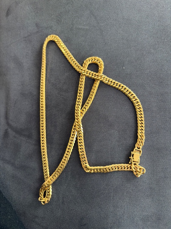 ネックレス（金・貴金属）の商品画像 - 査定依頼日：2026年3月16日 - 最高査定価格：1,619,000円