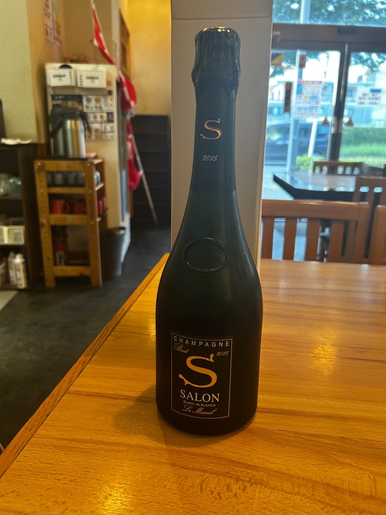 シャンパン サロン（お酒）の商品画像 - 査定依頼日：2026年6月30日 - 最高査定価格：130,000円