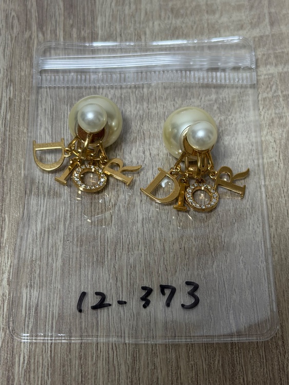 ディオール  （ブランドバッグ）の商品画像 - 査定依頼日：2026年3月27日 - 最高査定価格：35,000円