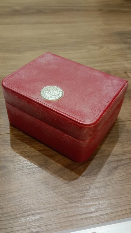 オメガ スピードマスター 3570.50（高級時計）の商品画像 - 査定依頼日：2026年1月14日 - 最高査定価格：550,000円