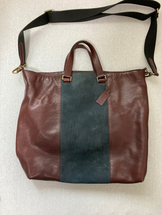 その他 コーチ （ブランドバッグ）の商品画像 - 査定依頼日：2025年3月31日 - 最高査定価格：3,000円