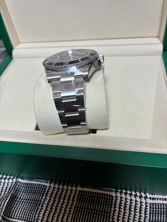 サブマリーナデイト（高級時計）の商品画像 - 査定依頼日：2025年11月27日 - 最高査定価格：2,300,000円