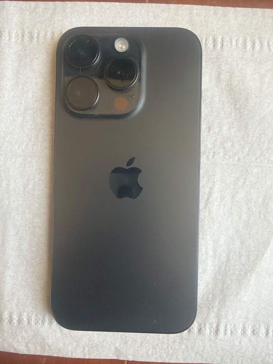 iPhone iPhone 15 Pro 128GB SIMフリー（スマホ）の商品画像 - 査定依頼日：2026年5月30日 - 最高査定価格：74,000円