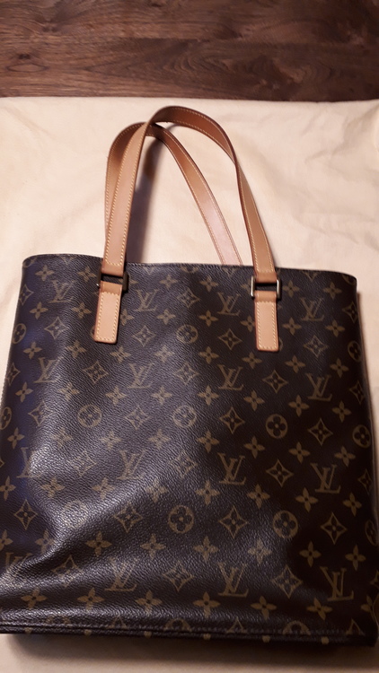 ヴァヴァンGM（ブランドバッグ）の商品画像 - 査定依頼日：2021年12月14日 - 最高査定価格：80,000円