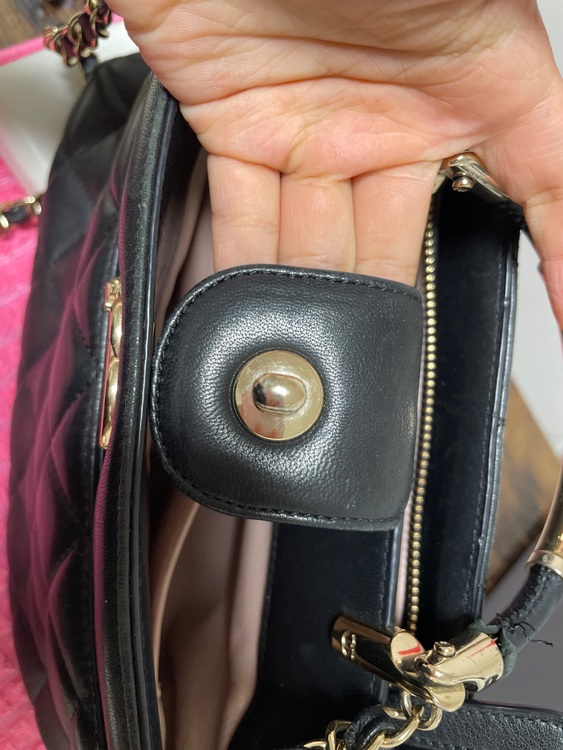 tote（ブランドバッグ）の商品画像 - 査定依頼日：2025年7月25日 - 最高査定価格：300,000円