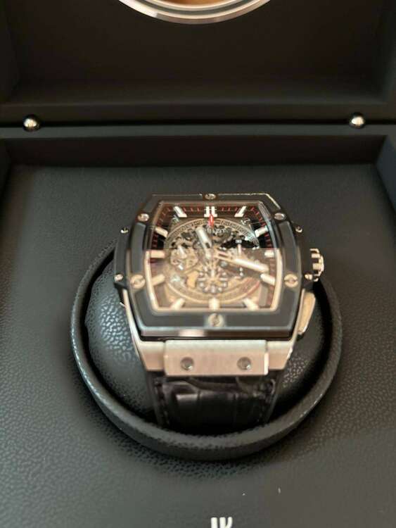 ウブロ ビックバン 601NM0173LQ（高級時計）の商品画像 - 査定依頼日：2025年4月17日 - 最高査定価格：1,200,000円