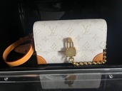 ルイヴィトン モノグラム （ブランドバッグ）の商品画像 - 査定依頼日：2026年1月8日 - 最高査定価格：240,000円