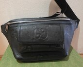 ボディバック（ブランドバッグ）の商品画像 - 査定依頼日：2026年3月3日 - 最高査定価格：87,000円