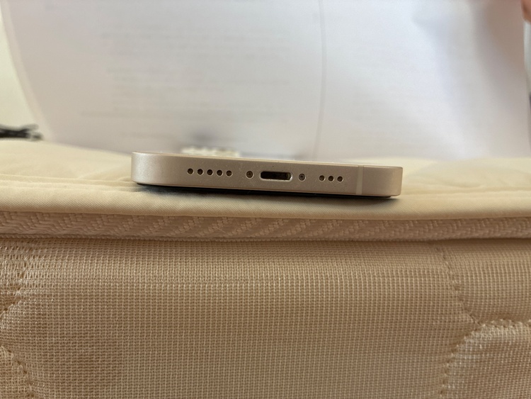 iPhone iPhone 13 128GB 楽天モバイル（スマホ）の商品画像 - 査定依頼日：2026年9月17日 - 最高査定価格：39,500円