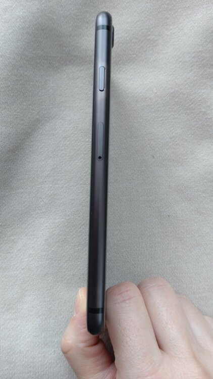 iPhone8（スマホ）の商品画像 - 査定依頼日：2026年2月14日 - 最高査定価格：6,000円