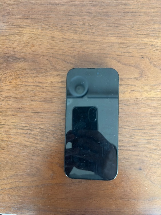 iPhone 16 128GB Softbank（スマホ）の商品画像 - 査定依頼日：2026年3月11日 - 最高査定価格：70,000円