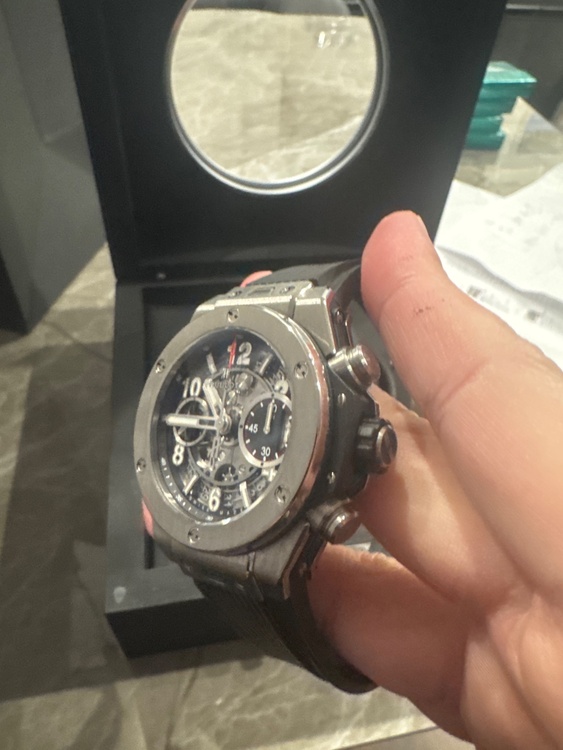 ウブロ ビックバン 441.NX.1170.RX 1419702 H780（高級時計）の商品画像 - 査定依頼日：2026年2月7日 - 最高査定価格：1,080,000円