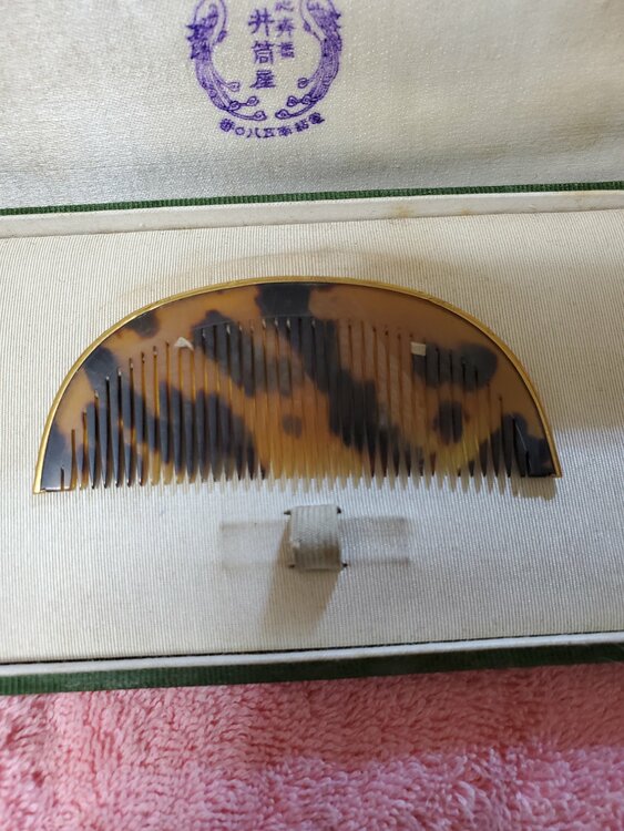 べっこうかんざし、くし（美術品・骨董品）の商品画像 - 査定依頼日：2026年3月16日 - 最高査定価格：3,000円
