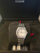 28320 新品（高級時計）の商品画像 - 査定依頼日：2025年9月4日 - 最高査定価格：300,000円