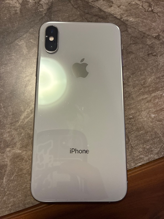 iPhone iPhoneXS 256GB SIMフリー（スマホ）の商品画像 - 査定依頼日：2026年9月4日 - 最高査定価格：10,000円