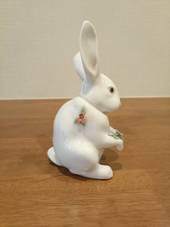 リアドロ　花うさぎ（美術品・骨董品）の商品画像 - 査定依頼日：2026年5月14日 - 最高査定価格：1,000円