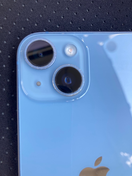 iPhone 14 256GB SIMフリー（スマホ）の商品画像 - 査定依頼日：2026年2月13日 - 最高査定価格：49,000円