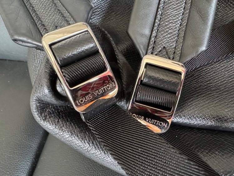 リュック M30230 モノグラムエクリプス タイガ （ブランドバッグ）の商品画像 - 査定依頼日：2025年7月4日 - 最高査定価格：180,000円