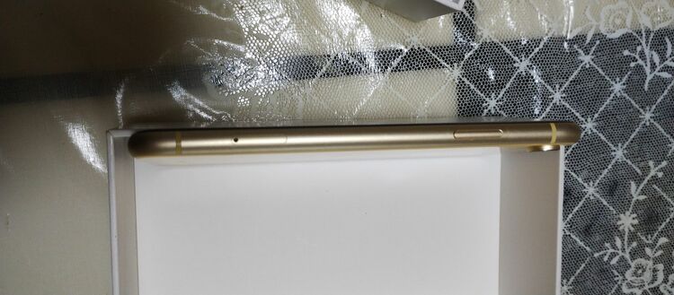 iPhone　XR（スマホ）の商品画像 - 査定依頼日：2025年7月5日 - 最高査定価格：14,000円