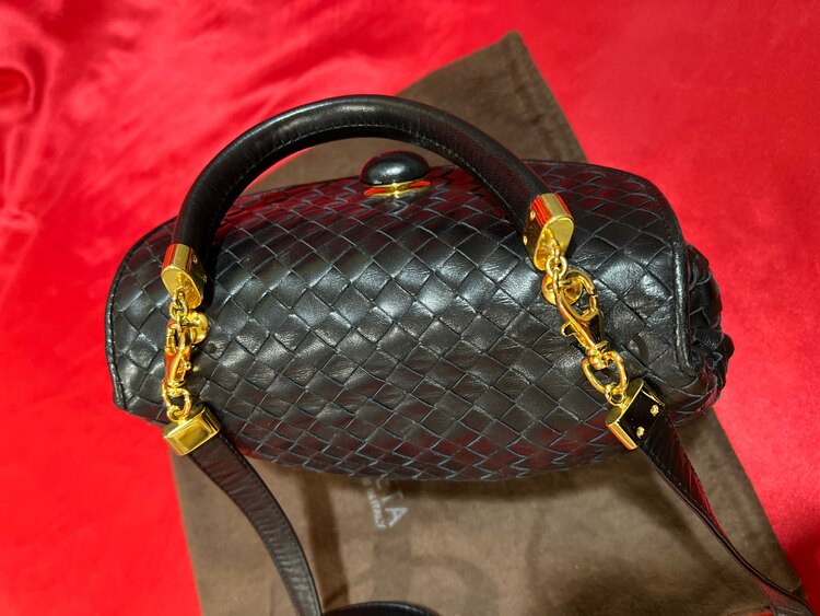 ハンドバッグ、ショルダーバッグ（ブランドバッグ）の商品画像 - 査定依頼日：2025年4月14日 - 最高査定価格：45,000円