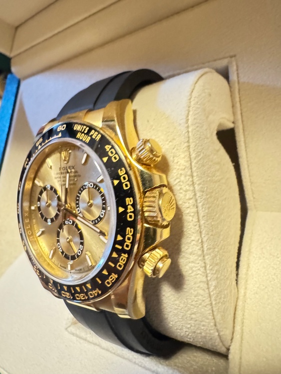 126518LN（高級時計）の商品画像 - 査定依頼日：2025年12月28日 - 最高査定価格：9,300,000円