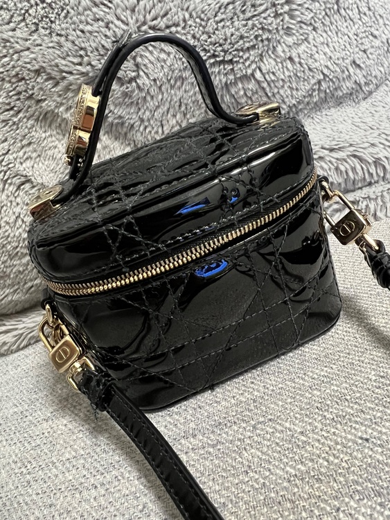 ディオール  （ブランドバッグ）の商品画像 - 査定依頼日：2026年1月18日 - 最高査定価格：95,000円