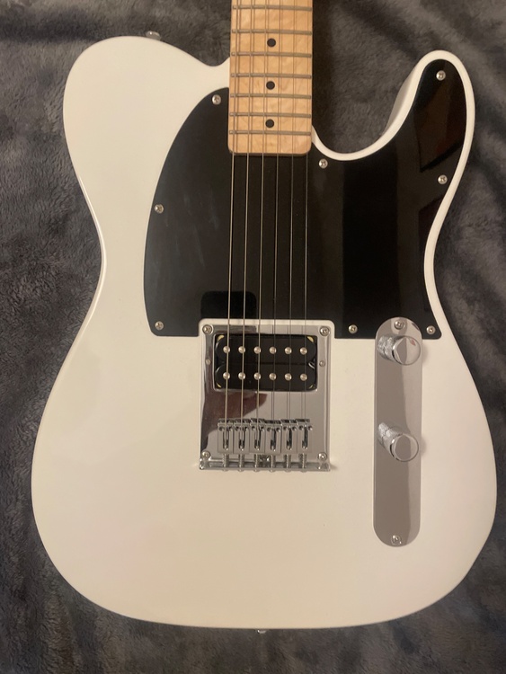 Sonic Esquir（ピアノ・楽器・PA機材）の商品画像 - 査定依頼日：2025年12月12日 - 最高査定価格：15,000円