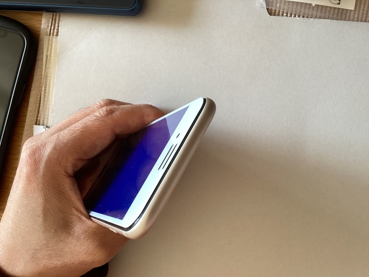 iPhone SE (第 3 世代) 64GB Softbank（スマホ）の商品画像 - 査定依頼日：2026年2月4日 - 最高査定価格：35,000円