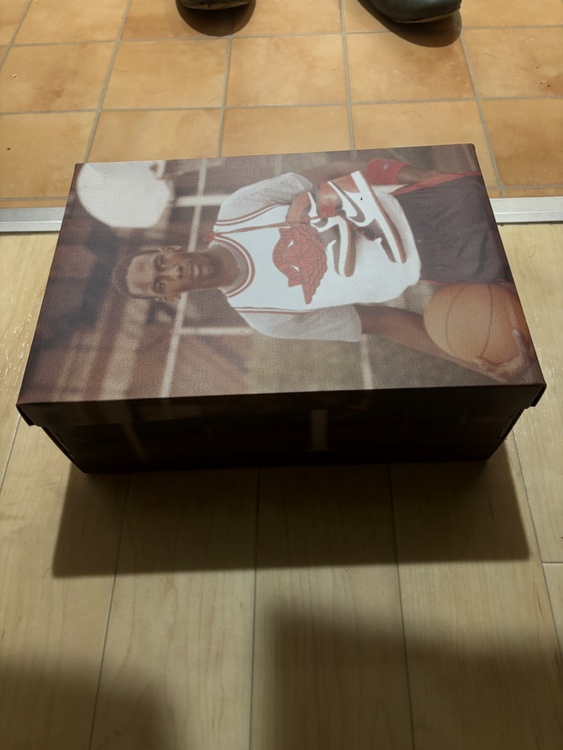AIR JORDAN 1 RETRO HIGH OG（古着・ファッション）の商品画像 - 査定依頼日：2026年10月13日 - 最高査定価格：10,000円
