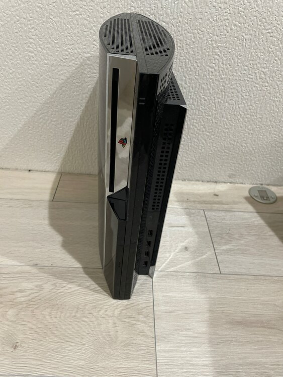 PS3 CECHA00（ゲーム機本体・ゲームソフト）の商品画像 - 査定依頼日：2023年12月23日 - 最高査定価格：8,000円