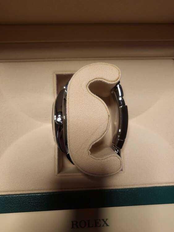 ロレックス デイトジャスト 126300（高級時計）の商品画像 - 査定依頼日：2025年2月2日 - 最高査定価格：1,620,000円