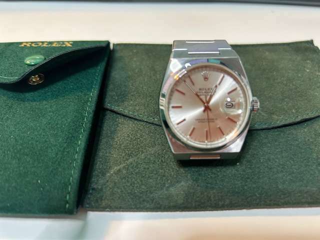 ロレックス デイトジャスト M1700（高級時計）の商品画像 - 査定依頼日：2025年3月19日 - 最高査定価格：900,000円
