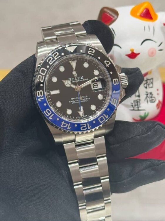 GMTマスター　116710BLNR オイスター　美品　付属品完備（高級時計）の商品画像 - 査定依頼日：2025年4月14日 - 最高査定価格：2,050,000円