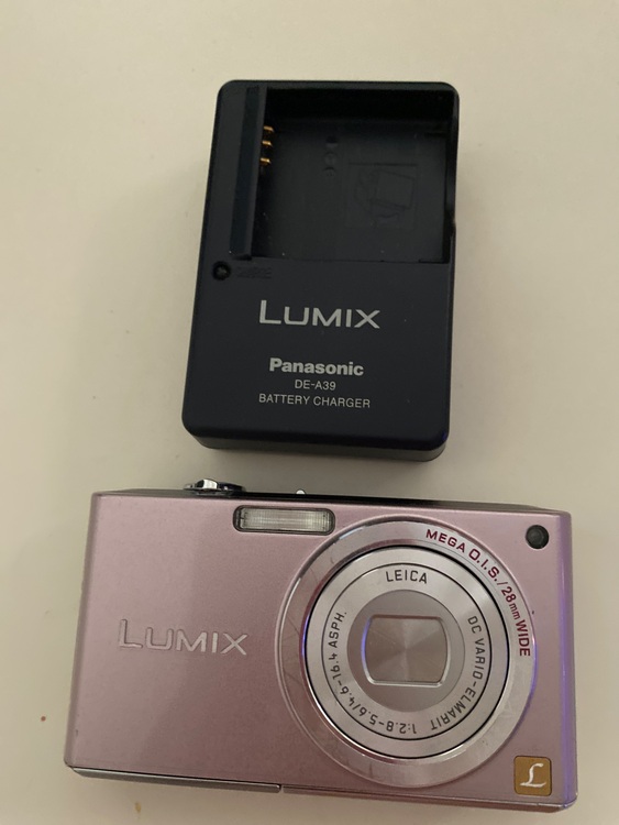 Lumix（カメラ）の商品画像 - 査定依頼日：2025年7月21日 - 最高査定価格：7,500円