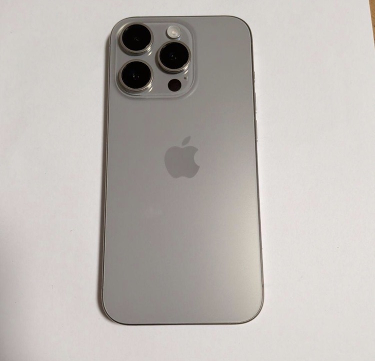 iPhone 15 Pro 128GB SIMフリー（スマホ）の商品画像 - 査定依頼日：2026年3月10日 - 最高査定価格：74,000円