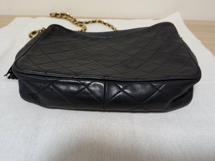 マトラッセ　チェーンショルダーバッグ（ブランドバッグ）の商品画像 - 査定依頼日：2026年4月21日 - 最高査定価格：110,000円