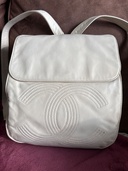 リュック（ブランドバッグ）の商品画像 - 査定依頼日：2025年12月8日 - 最高査定価格：140,000円