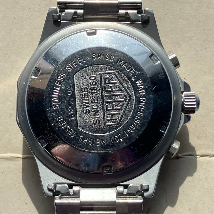 3000 automatic professional 132.206（高級時計）の商品画像 - 査定依頼日：2026年2月7日 - 最高査定価格：68,000円