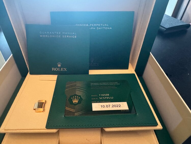 ロレックス デイトナ 11650（高級時計）の商品画像 - 査定依頼日：2025年4月22日 - 最高査定価格：10,600,000円