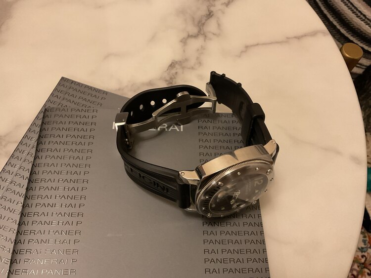 パネライ サブマーシブル PM0002（高級時計）の商品画像 - 査定依頼日：2025年1月27日 - 最高査定価格：500,000円