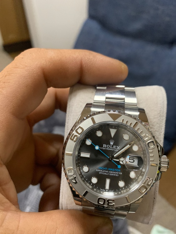 ロレックス ヨットマスター 12662（高級時計）の商品画像 - 査定依頼日：2026年3月29日 - 最高査定価格：2,400,000円