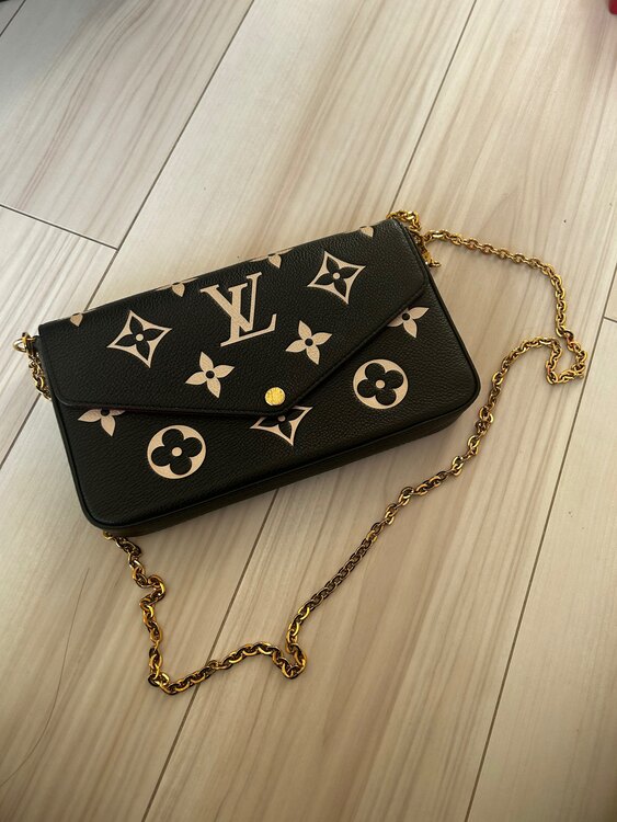 アンプラント　ポシェットフェリシー（ブランドバッグ）の商品画像 - 査定依頼日：2025年2月14日 - 最高査定価格：180,000円