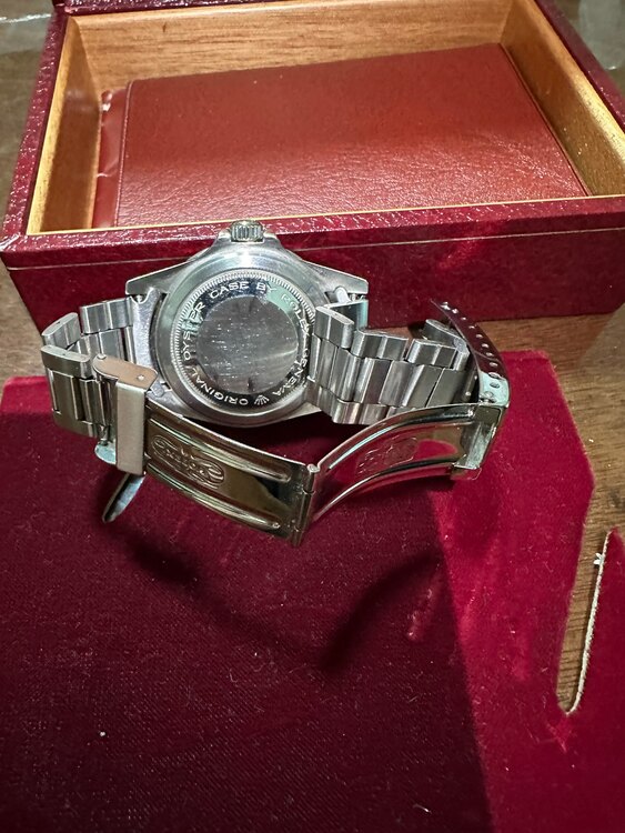 チューダー ブラックベイ 9411-（高級時計）の商品画像 - 査定依頼日：2025年4月7日 - 最高査定価格：700,000円