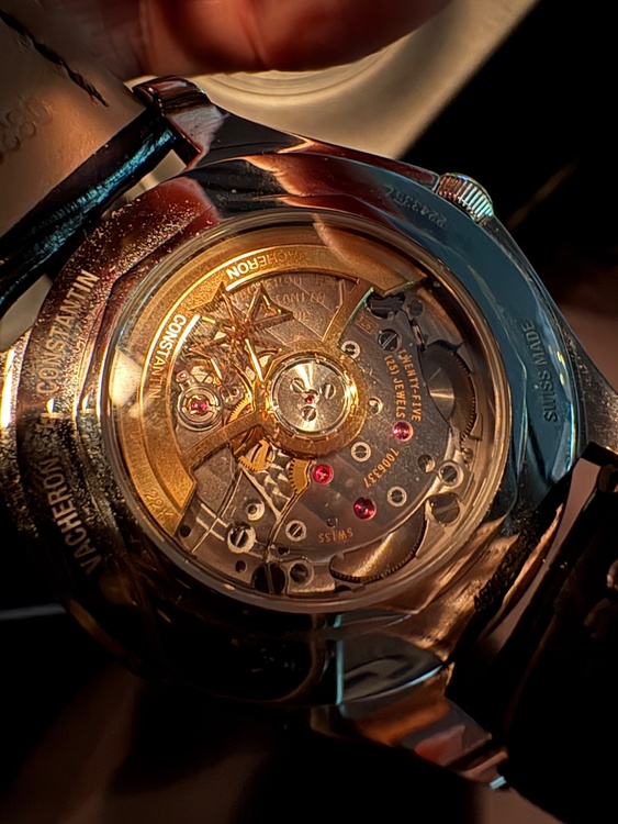 ヴァシュロン コンスタンタン その他 フィフティーしっく（高級時計）の商品画像 - 査定依頼日：2026年4月4日 - 最高査定価格：100,000円