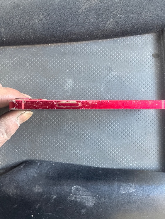 iPhone 13 128GB SIMフリー（スマホ）の商品画像 - 査定依頼日：2026年1月11日 - 最高査定価格：33,000円