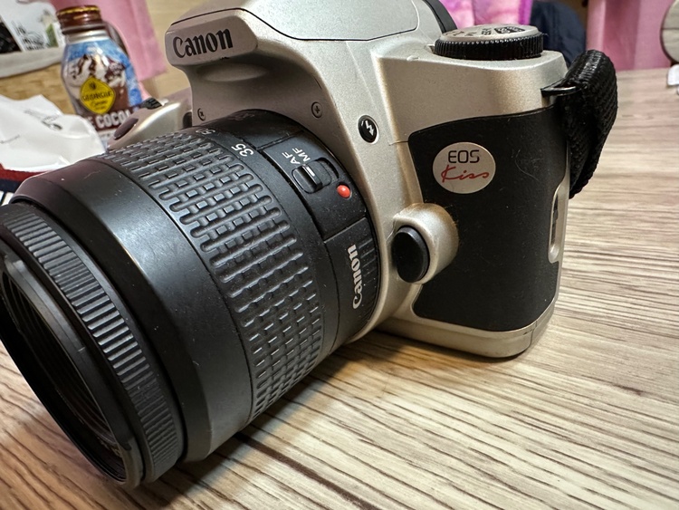 EOS （カメラ）の商品画像 - 査定依頼日：2026年3月23日 - 最高査定価格：1,500円